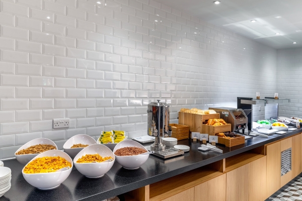Holiday Inn Express LONDON HEATHROW T4 (London - London Borough of Hounslow)